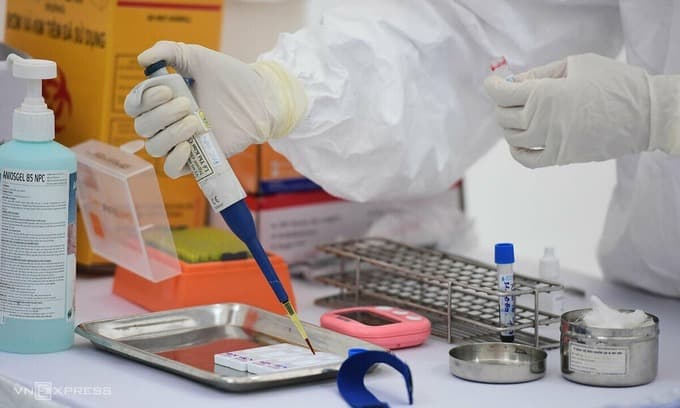 Vietnam mulls plasma use for critically ill Covid-19 patients