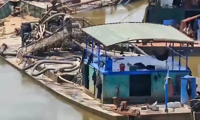 Illegal sand miners make hay as Covid-19 keeps people at home