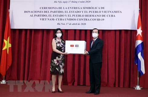 Vietnam, Cuba closely cooperating against COVID-19