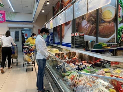 Retail industry faces difficulties during COVID-19