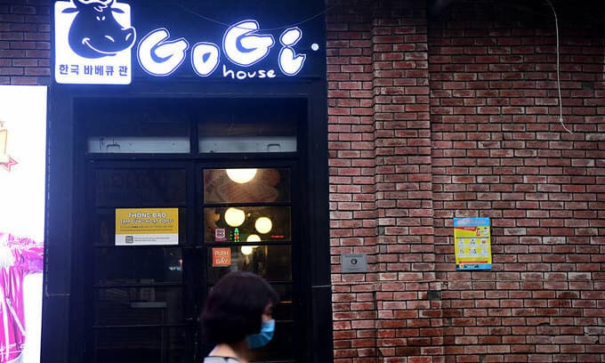 Retail, restaurant chains ask government for financial support