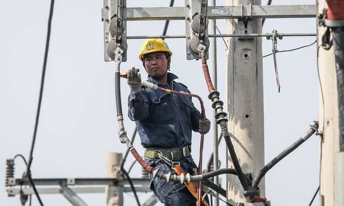 Ministry calls for allowing private investment in power transmission