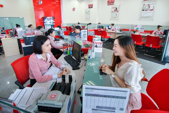 Techcombank extends revenue growth streak to 18 quarters