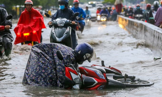 HCMC plans will worsen serious problems, not solve them