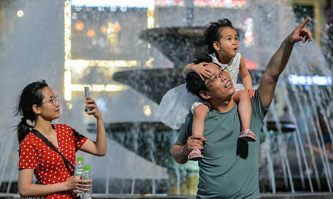 Vietnamese have great confidence in Covid-19 recovery: survey