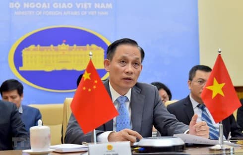 Vietnam, China discuss bilateral cooperation, border issues