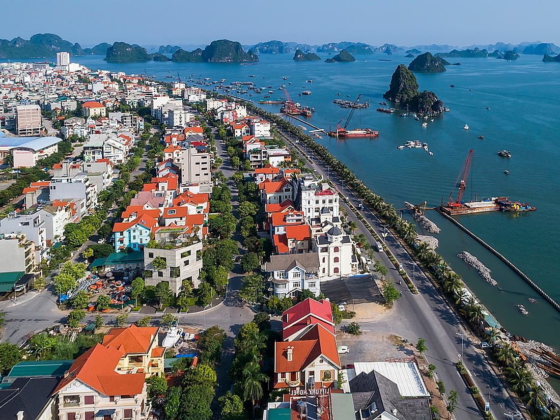 Ha Long pentagon more than the sum of its corners