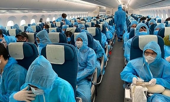 Student repatriated from UK latest Covid-19 case in Vietnam