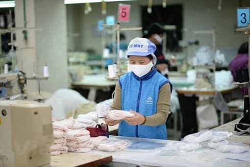 Vietnamese firm exports 1 million masks to US