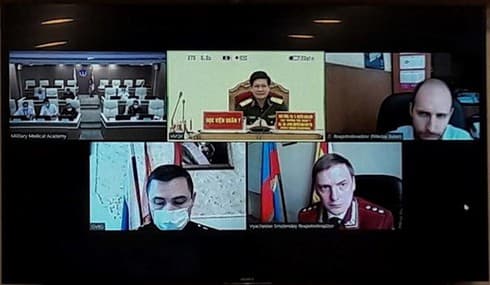 Vietnamese, Russian military medicine forces share COVID-19 experience