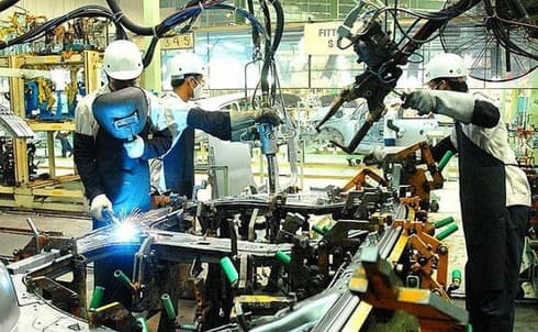 Japan to ease COVID-19 restrictions, bring executives to Vietnam