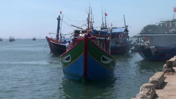 VN requests China to investigate incident related to Vietnamese fishing boat