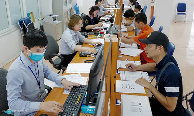 Vietnam delays hike in public sector wages