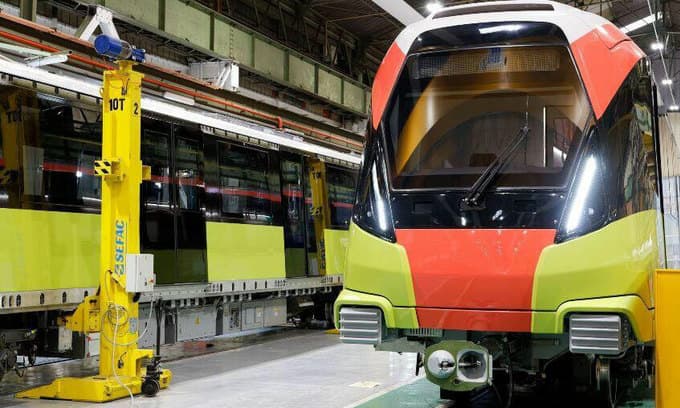 Pandemic delays Hanoi metro train arrival from France