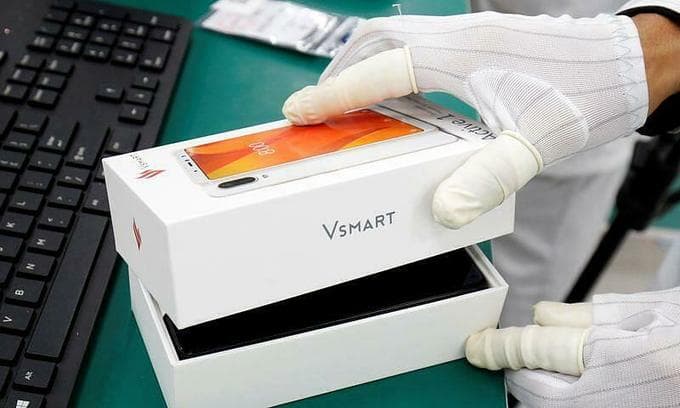 Vingroup produces first 5G smartphones