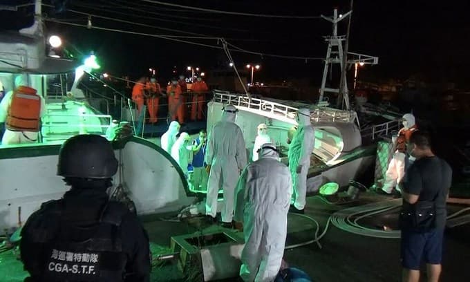 30 Vietnamese found smuggled into Taiwan
