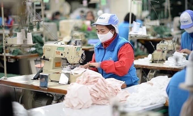 Economists peg Vietnam 2020 GDP growth at 3-4 pct
