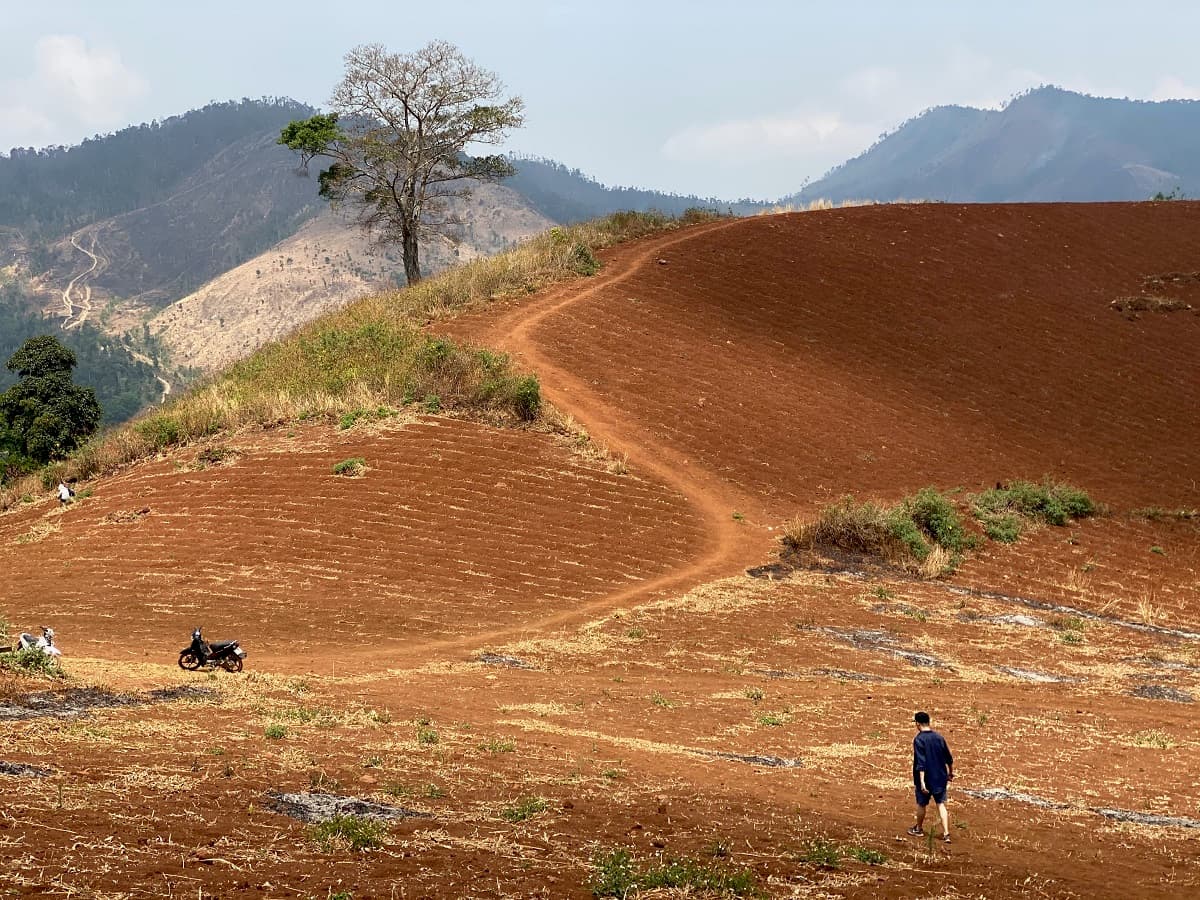 Pleiku through the eyes of lone traveler