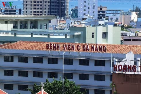 Vietnam detects a suspect case with COVID-19 in community