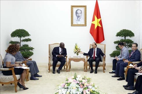 PM pushes for stronger Vietnam-Nigeria ties