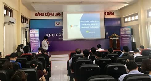Enterprises in IPs urged to use hi-tech equipment
