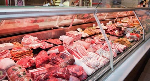 Imported pork floods Vietnamese market