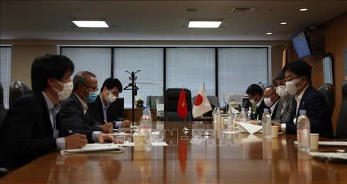 Japan pledges support, protection for Vietnamese interns