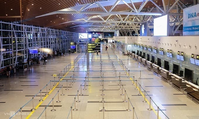 Public transport to Da Nang suspended further