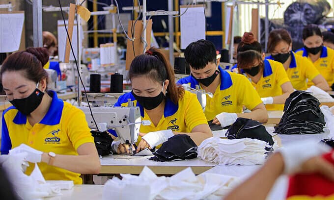 120,000 people to lose HCMC jobs amid fresh Covid-19 outbreak