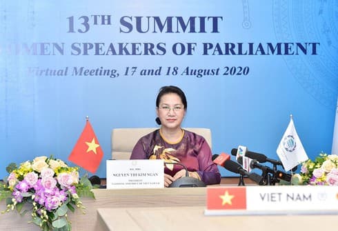 Vietnam attends Women Speakers of Parliament Summit