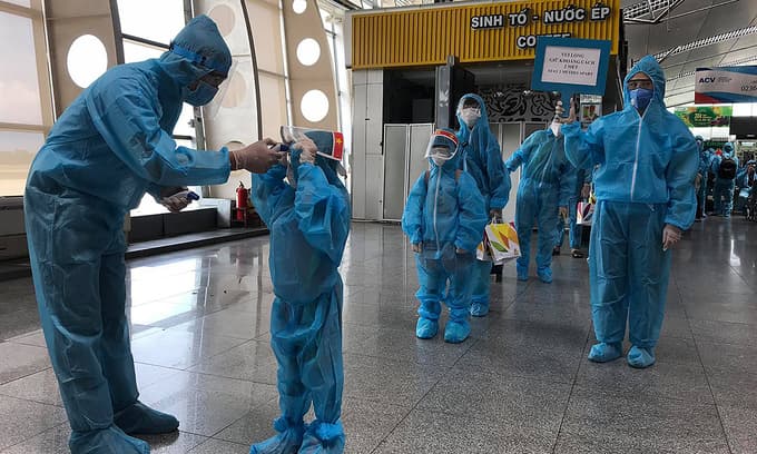 8,500 workers, students wish to leave Da Nang