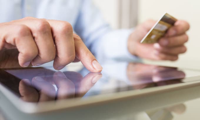 Shopee dominates online shopping in Vietnam
