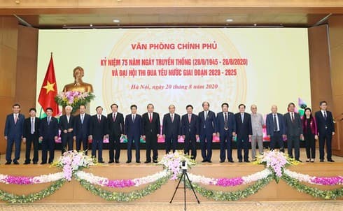 Government Office should be pioneer in emulation campaigns: PM