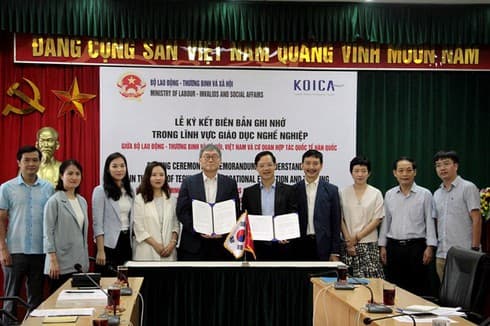KOICA supports Vietnam in giving vocational training to disadvantaged people