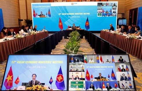 Completing Vietnam’s initiatives helps strengthening ASEAN’s internal strength: Minister