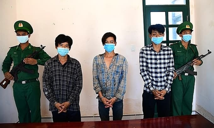 Three arrested in southern Vietnam for smuggling people in from Cambodia
