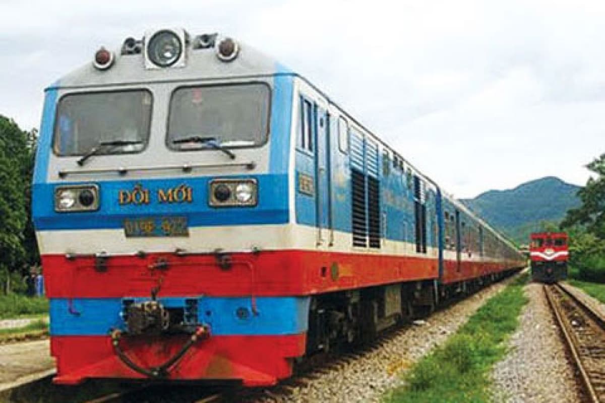 COVID-19: Transport routes to/from Da Nang operate normally