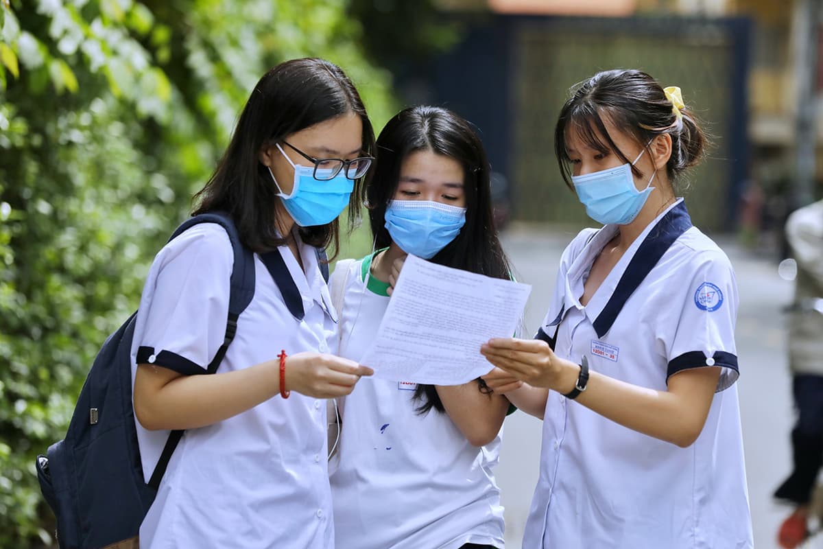 Missing the forest for the trees: National English exam results reconsidered
