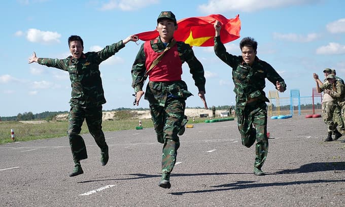 Vietnam ends Army Games with three bronze medals, one champion cup