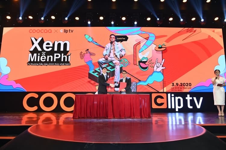 Coocaa's smart TV debut live-streamed on major media platforms