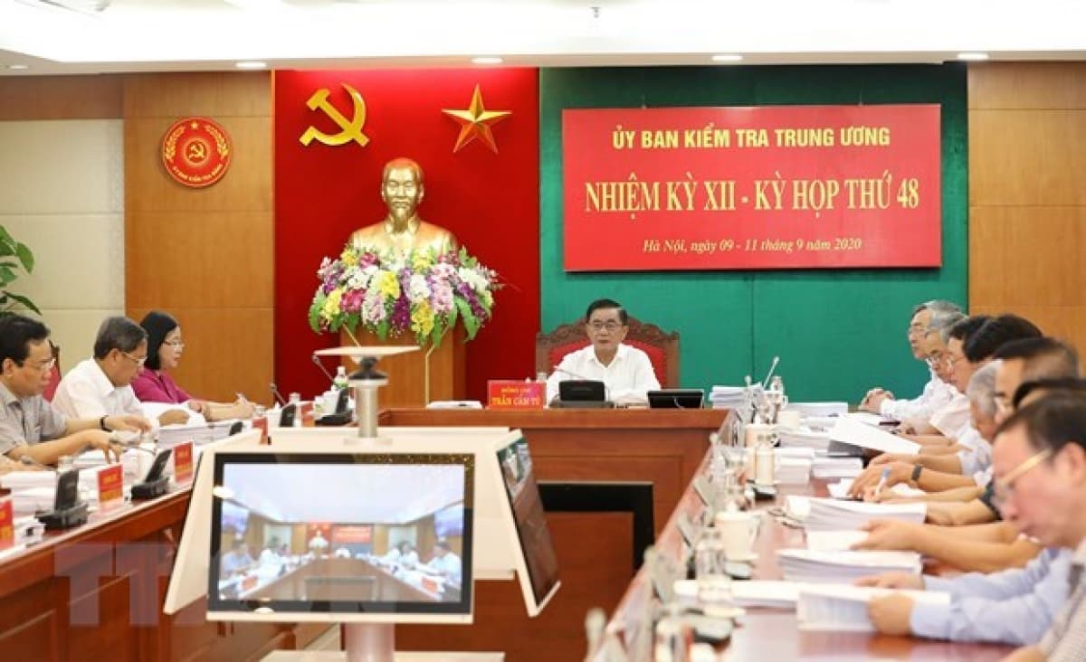 Four former officials of Da Nang proposed to be expelled from Party