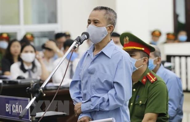 Two sentenced to death for cops’ murder in Hanoi