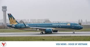 More than 350 Vietnamese citizens arrive home safely from Japan