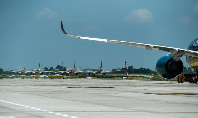 Aviation authority proposes shortening Noi Bai airport closure time