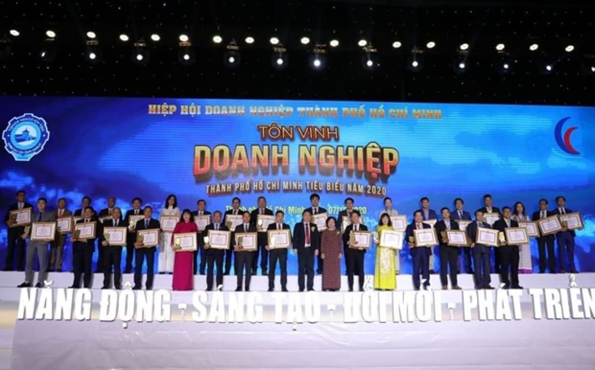 HCM City honours outstanding businesses, entrepreneurs in 2020