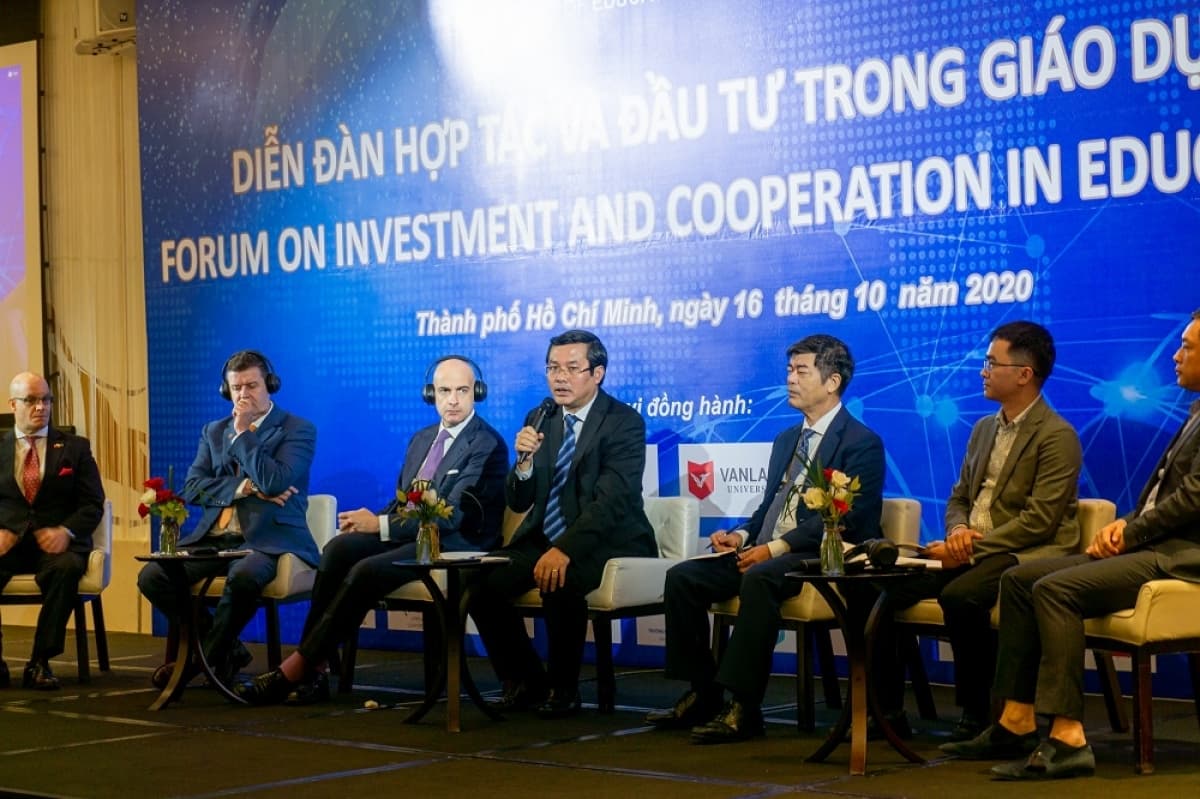 Forum highlights international co-operation in education