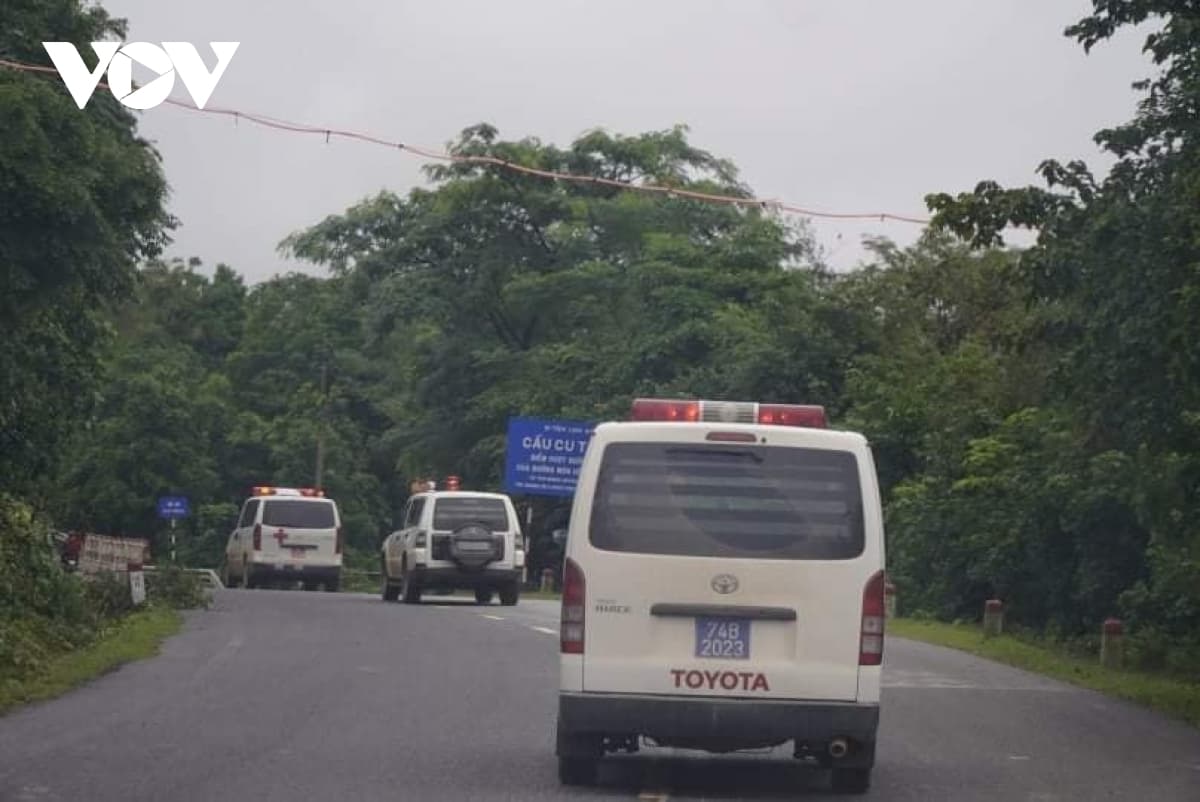 Bodies of 16 victims of Quang Tri landslide discovered