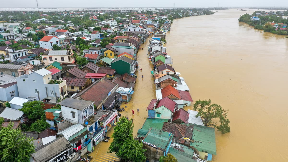Living with floods in central Vietnam ancient town