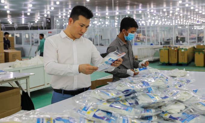 Energy, garment, retail to see surge in hiring demand: report