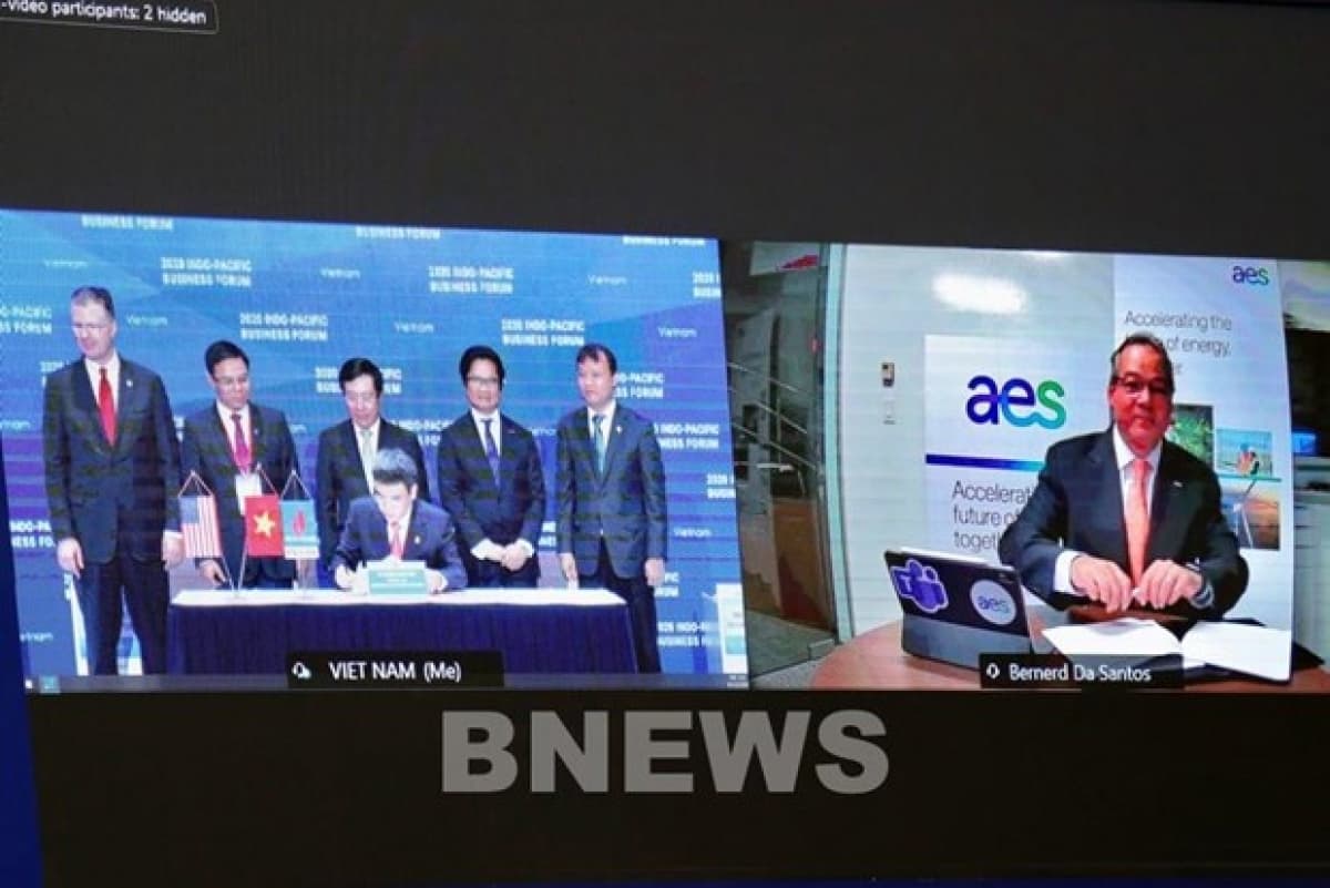 PV Gas, AES Group ink LNG port warehouse deal